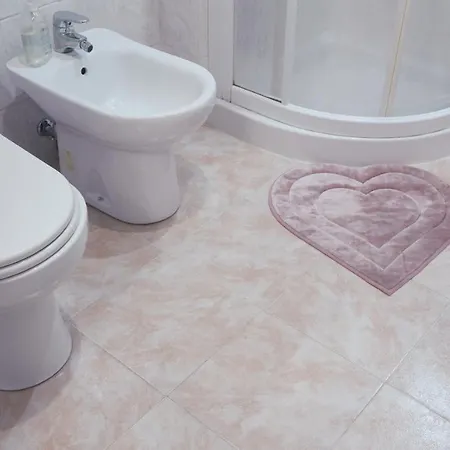 فندق مبيت وإفطار L'antenna بولونيا